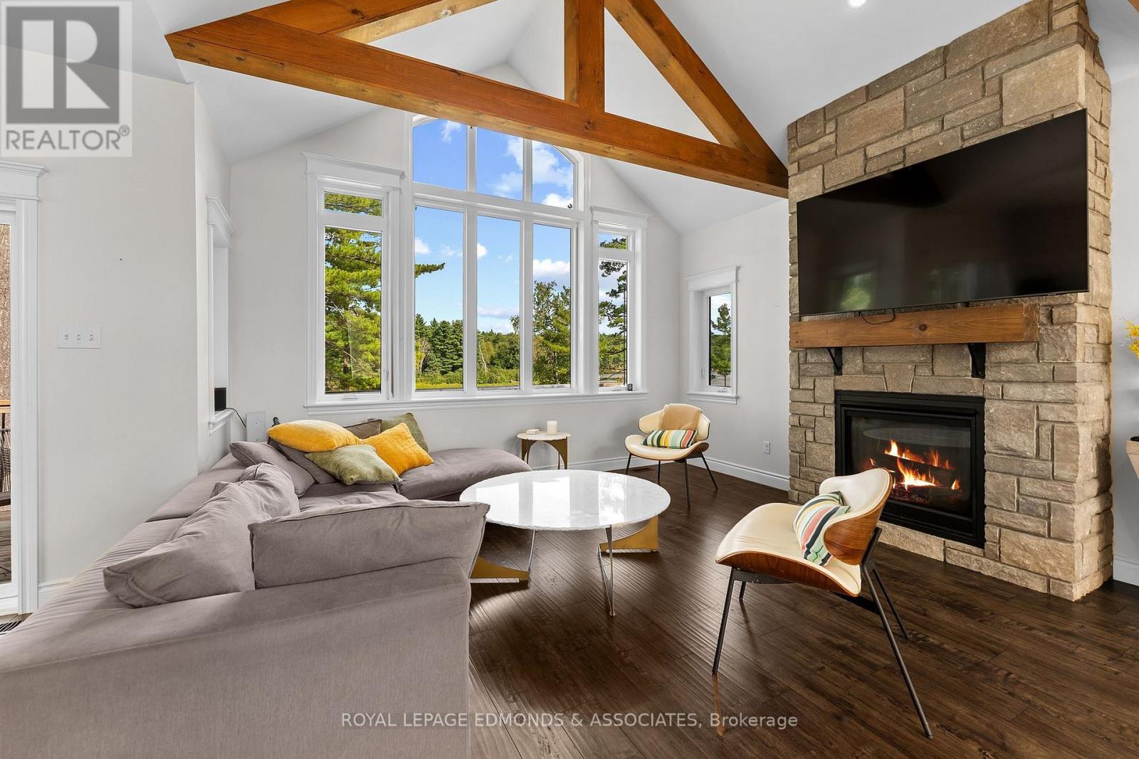 












103B CARRIAGE LANDING ROAD

,
Horton,




Ontario
K0J1Y0

