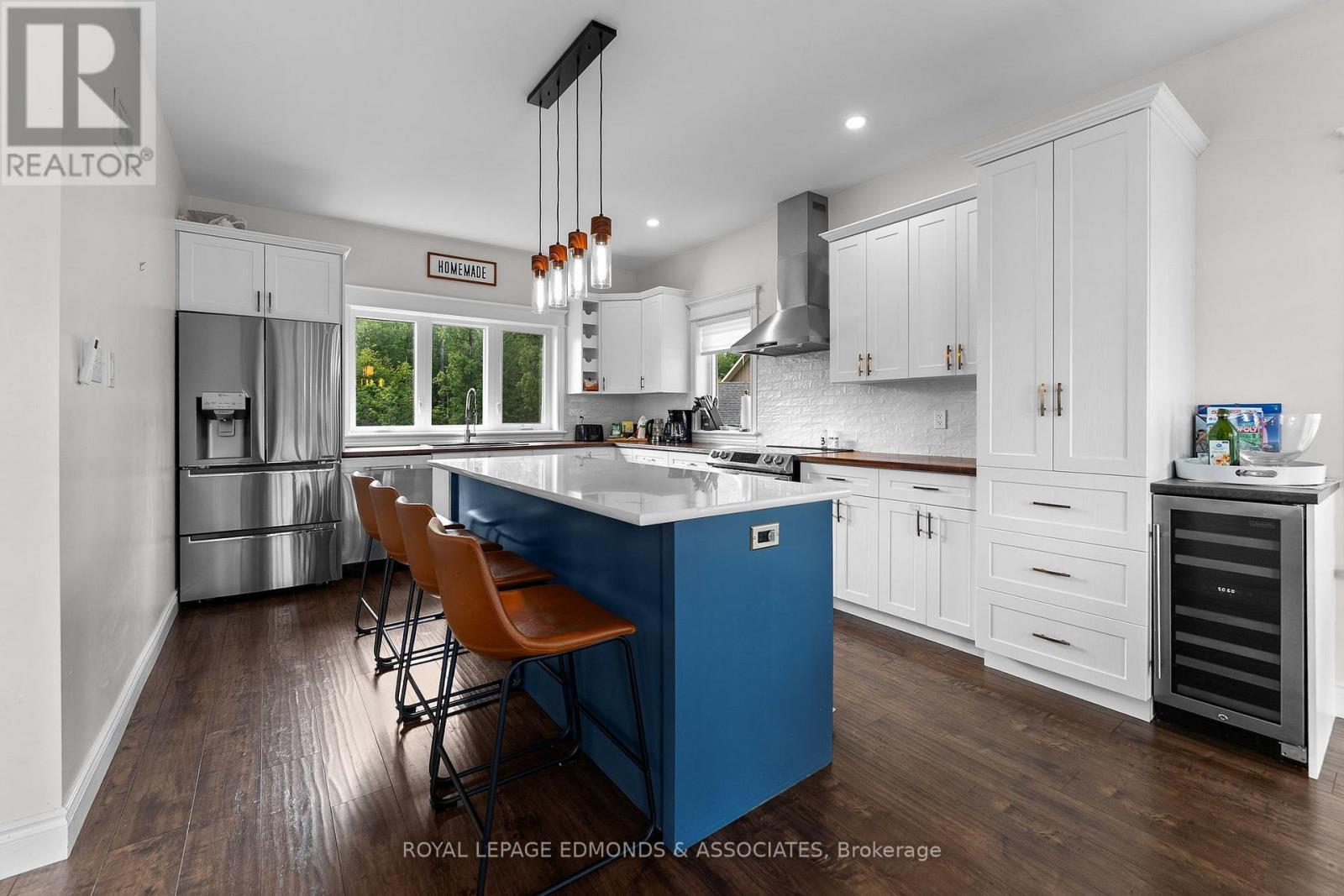 












103B CARRIAGE LANDING ROAD

,
Horton,




Ontario
K0J1Y0

