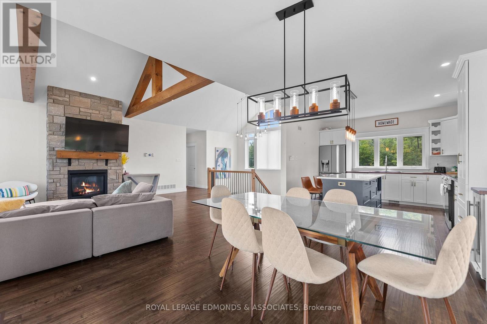 












103B CARRIAGE LANDING ROAD

,
Horton,




Ontario
K0J1Y0

