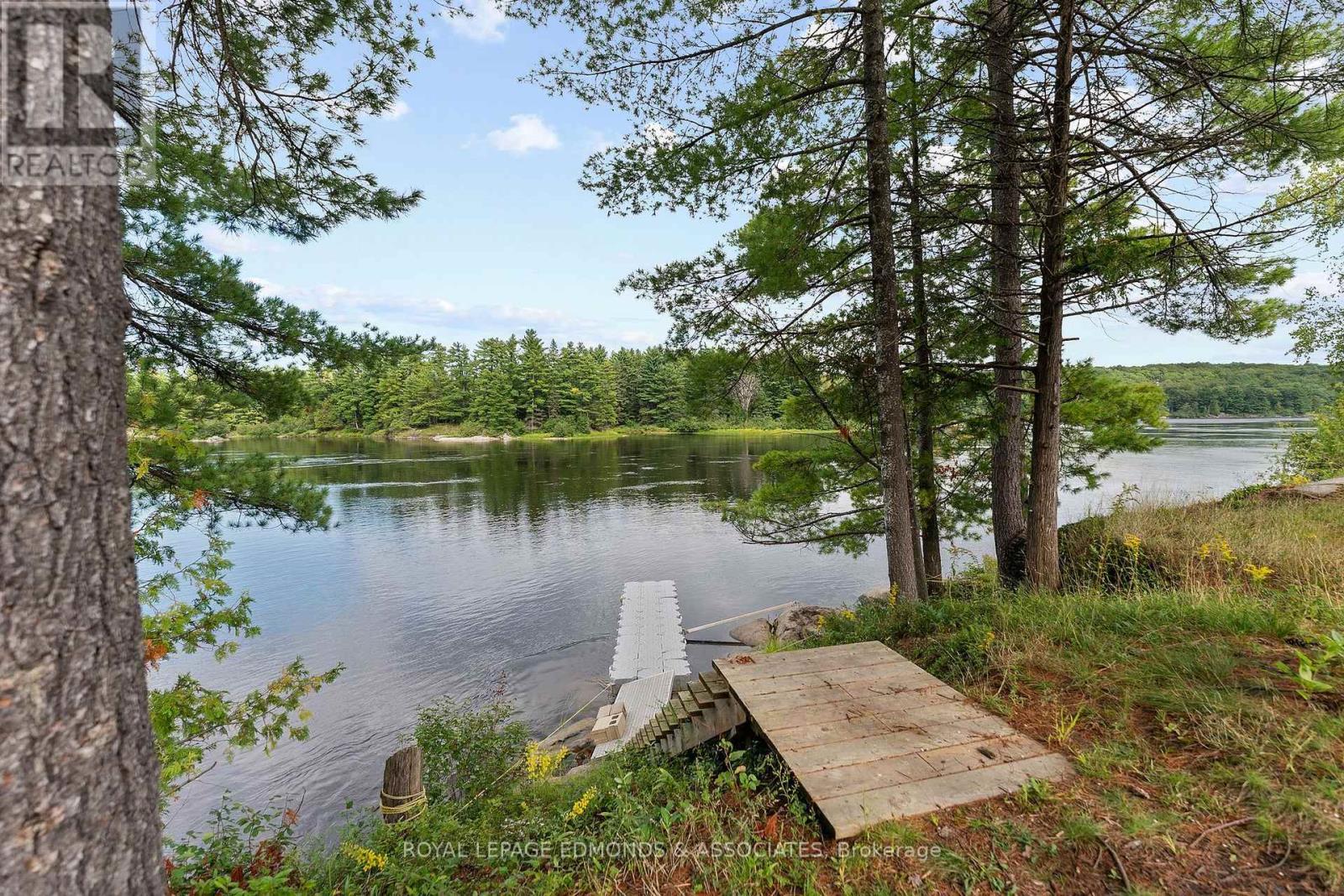












103B CARRIAGE LANDING ROAD

,
Horton,




Ontario
K0J1Y0

