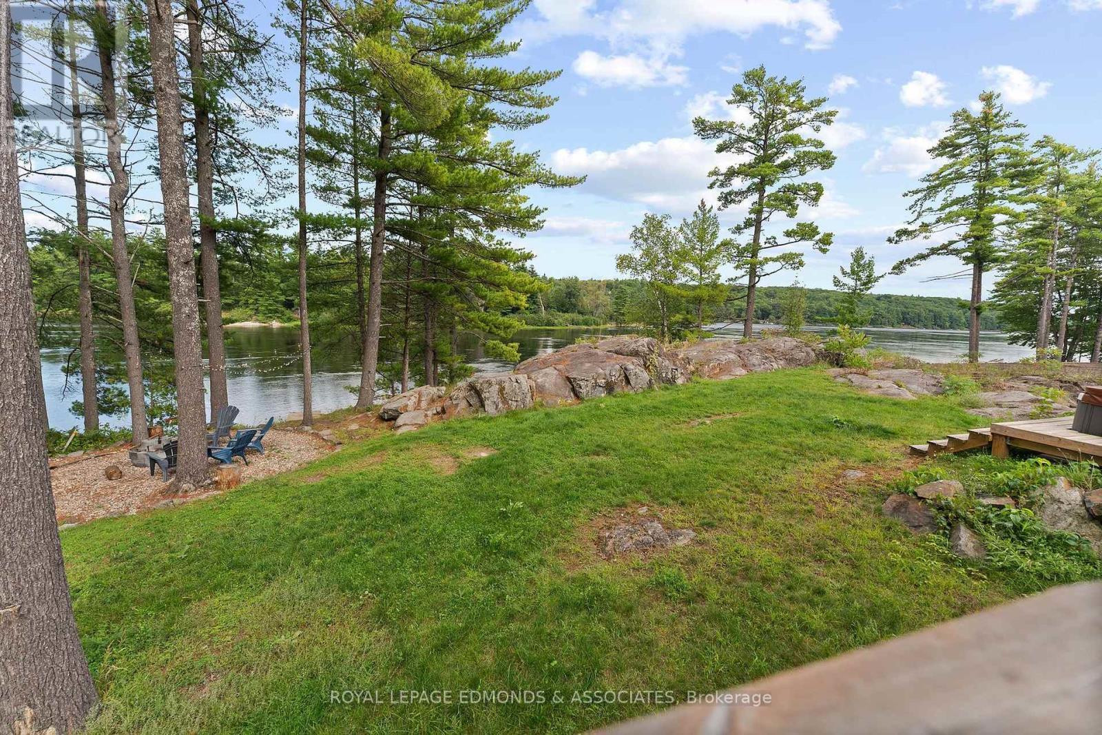 












103B CARRIAGE LANDING ROAD

,
Horton,




Ontario
K0J1Y0

