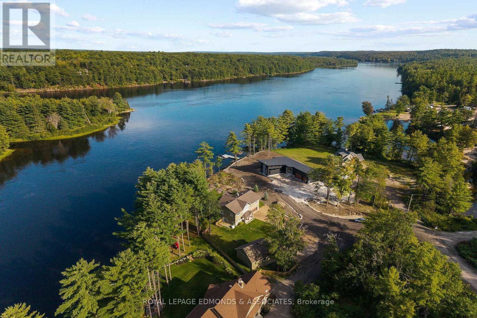 












103B CARRIAGE LANDING ROAD

,
Horton,




Ontario
K0J1Y0

