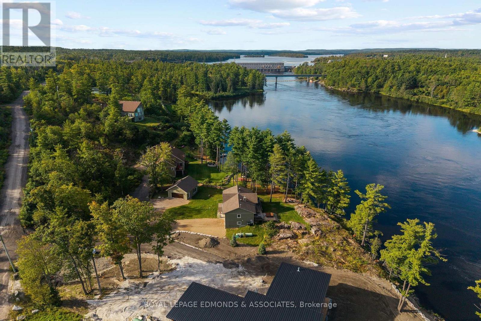 












103B CARRIAGE LANDING ROAD

,
Horton,




Ontario
K0J1Y0

