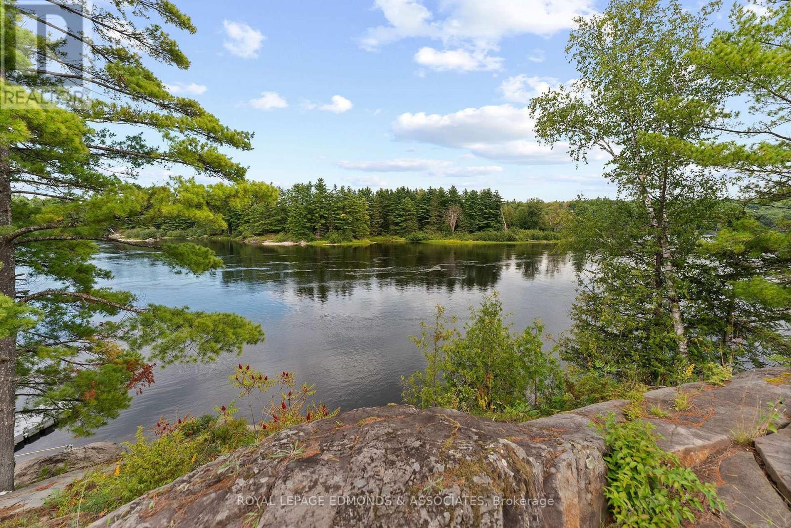 












103B CARRIAGE LANDING ROAD

,
Horton,




Ontario
K0J1Y0

