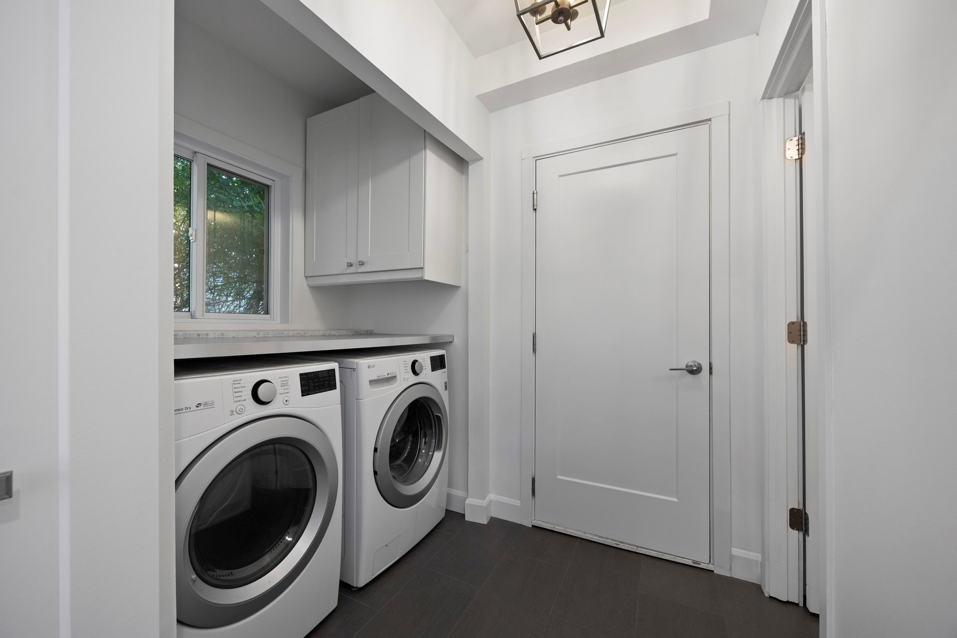 









19


Crois. Beacon

,
Kirkland,




QC
H9J2E8

