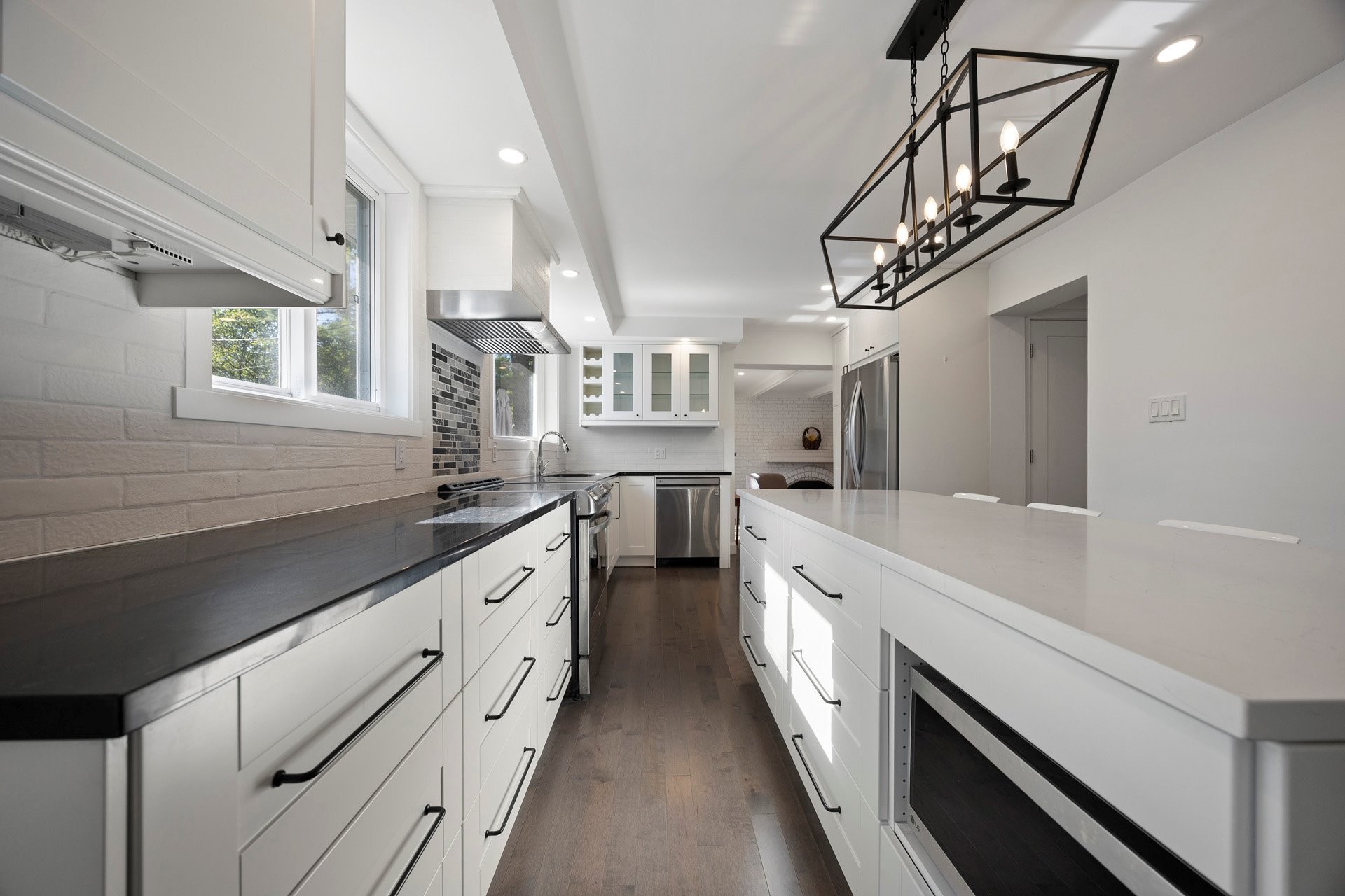 









19


Crois. Beacon

,
Kirkland,




QC
H9J2E8

