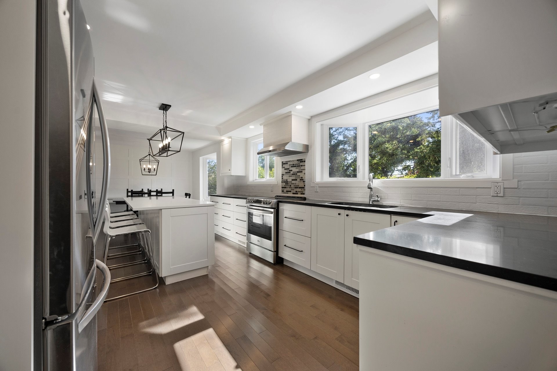 









19


Crois. Beacon

,
Kirkland,




QC
H9J2E8

