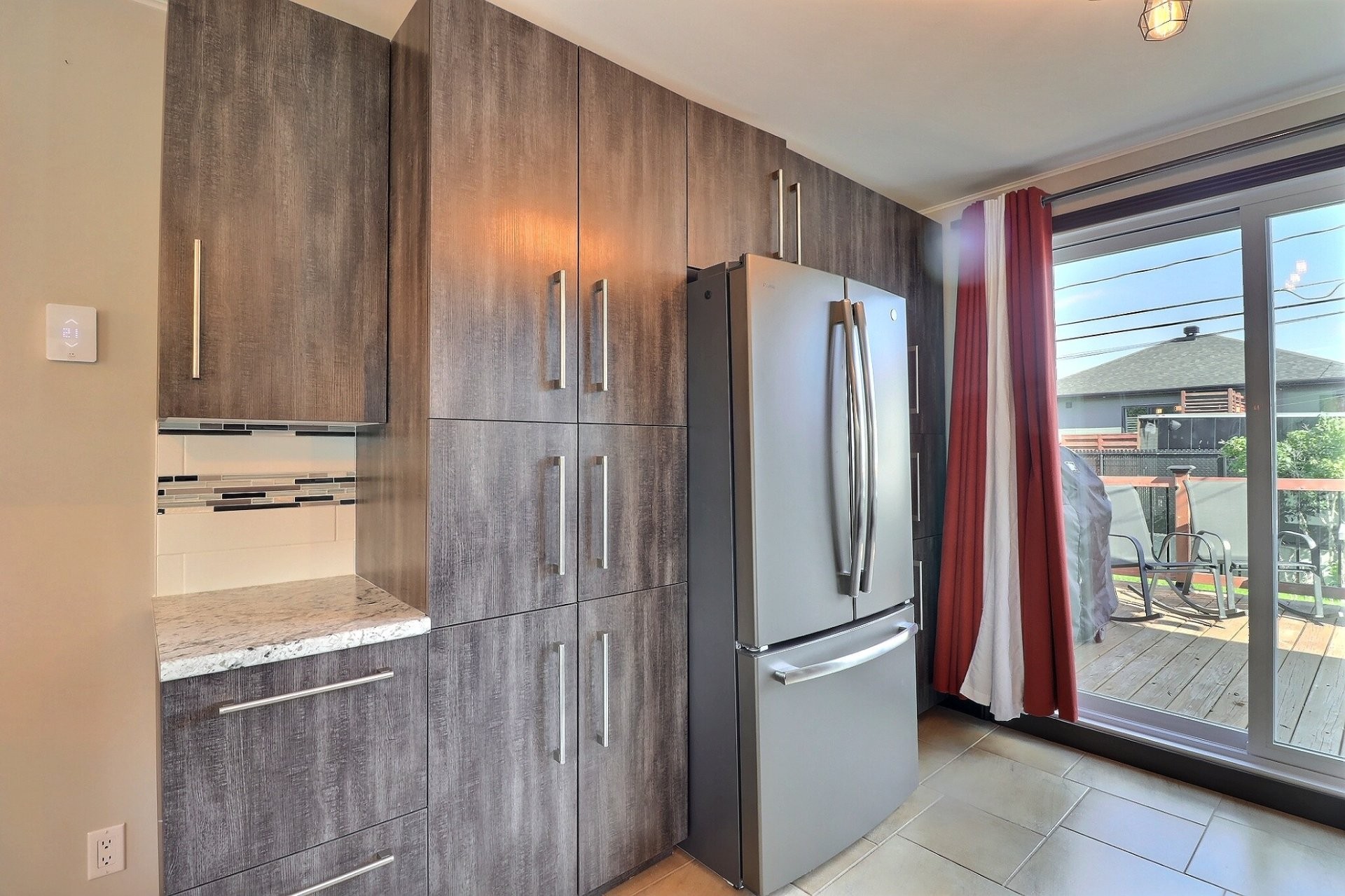 









216


Rue Potvin S.

,
Hébertville,




QC
G8N1T3

