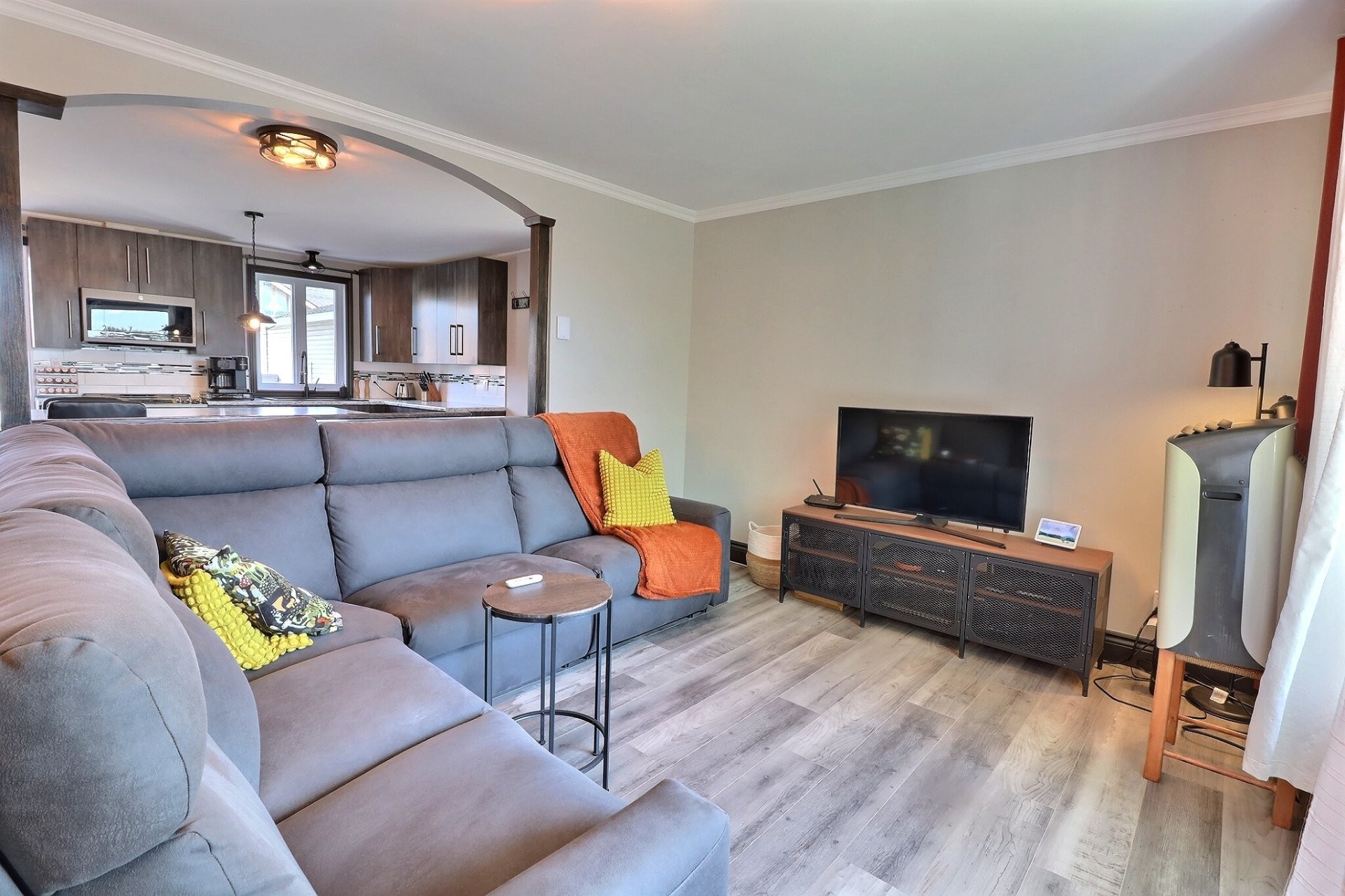 









216


Rue Potvin S.

,
Hébertville,




QC
G8N1T3

