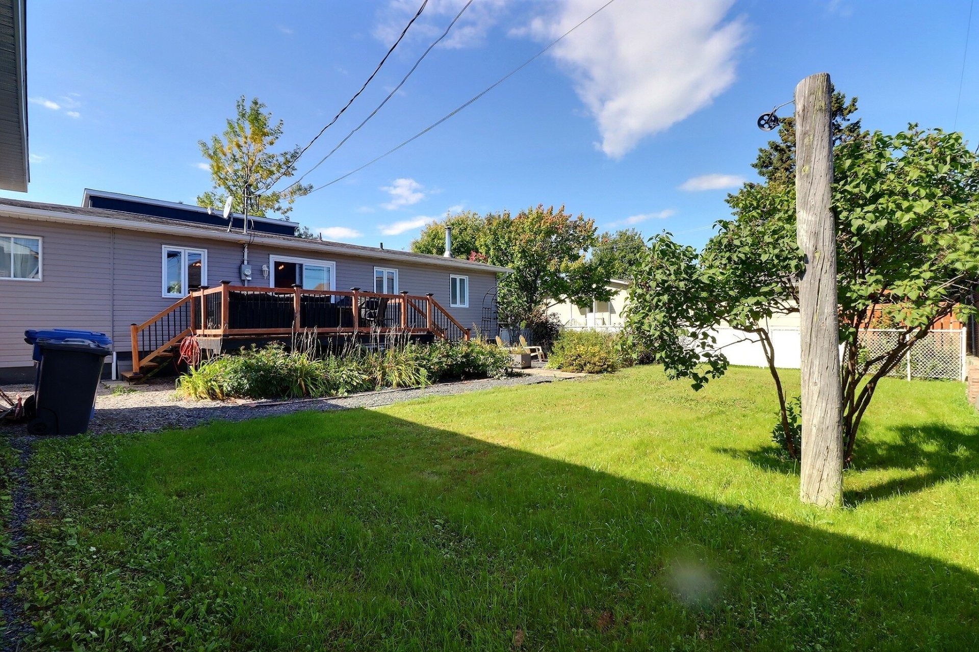 









216


Rue Potvin S.

,
Hébertville,




QC
G8N1T3

