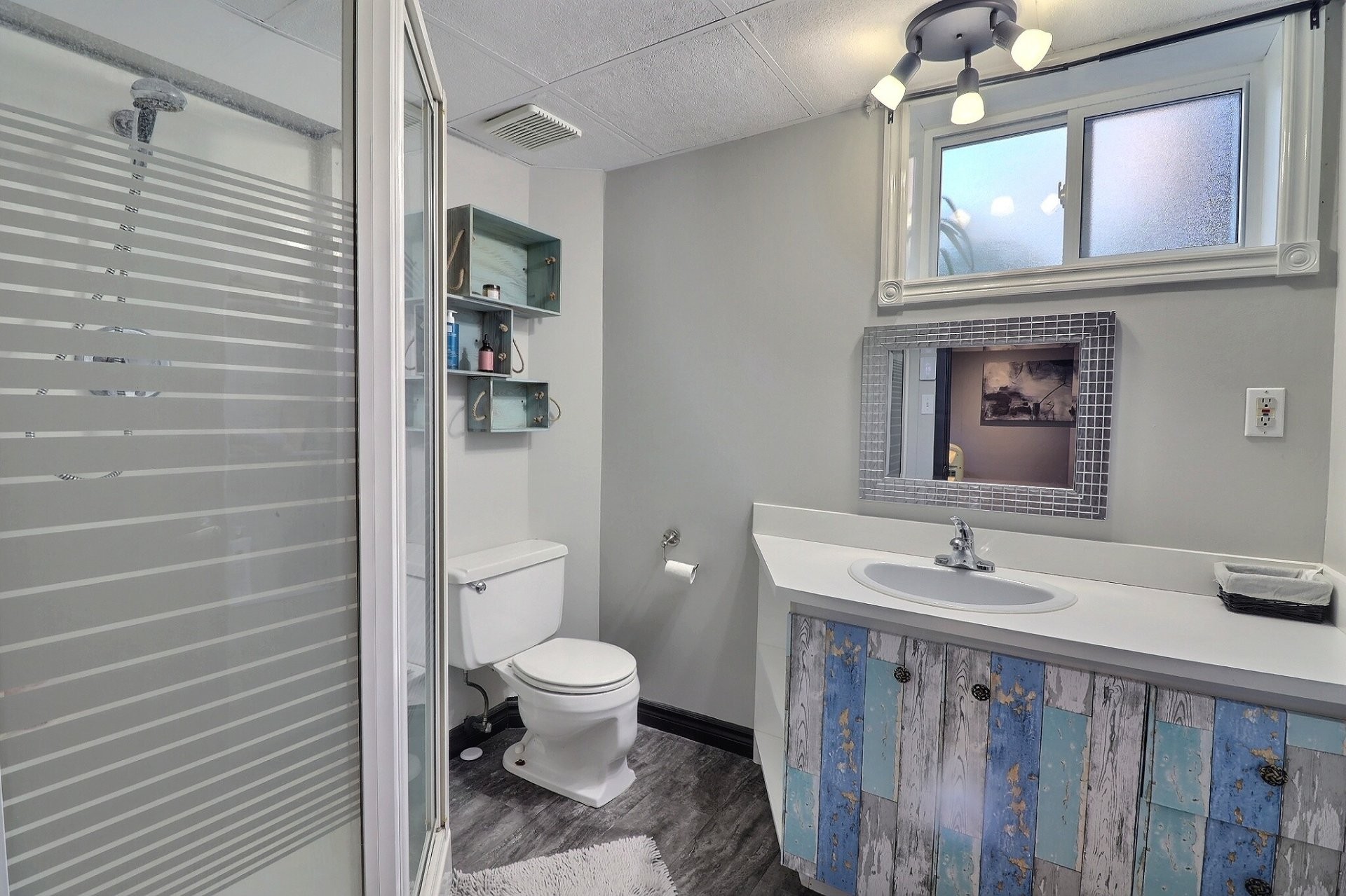 









216


Rue Potvin S.

,
Hébertville,




QC
G8N1T3

