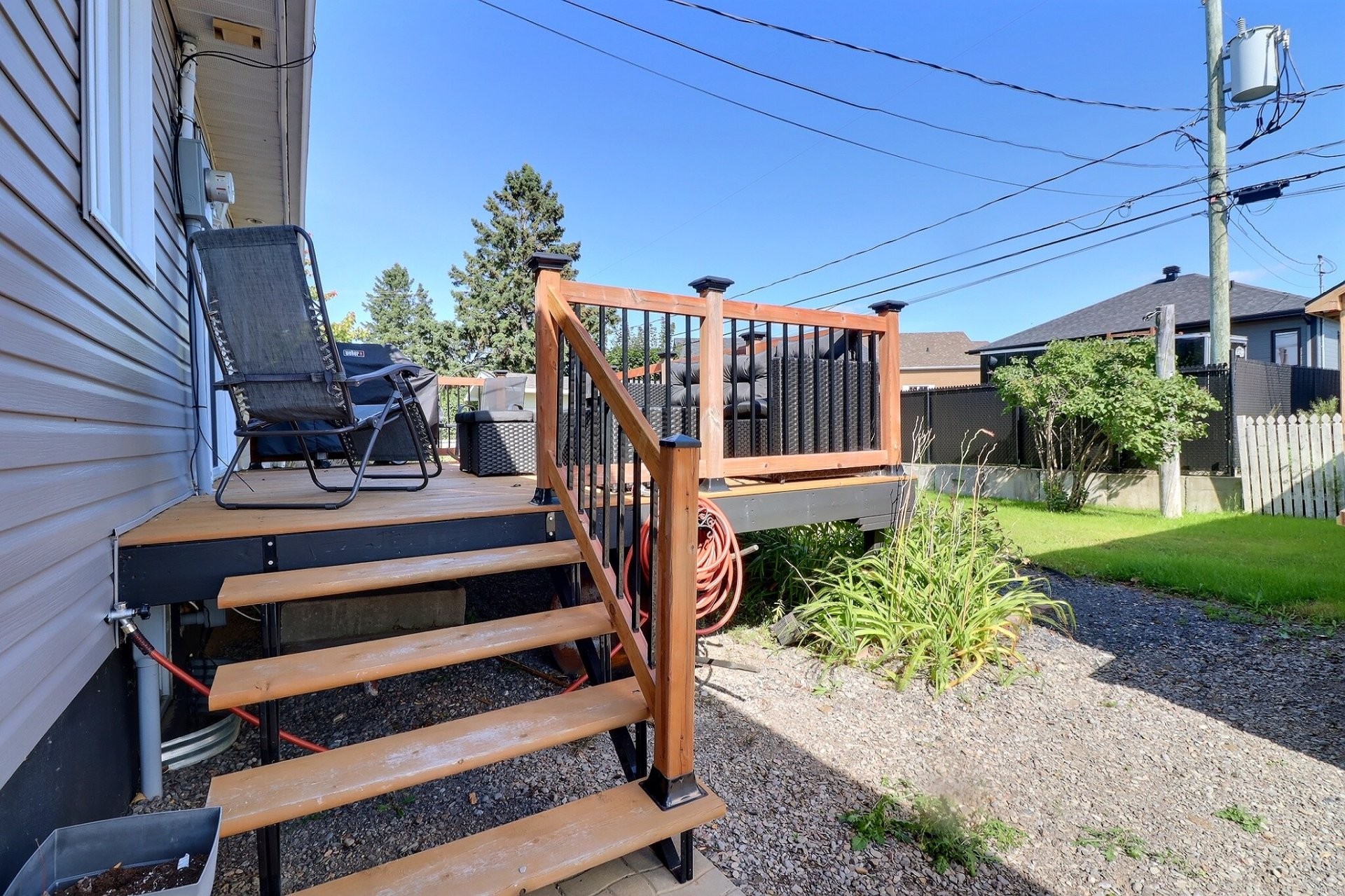 









216


Rue Potvin S.

,
Hébertville,




QC
G8N1T3

