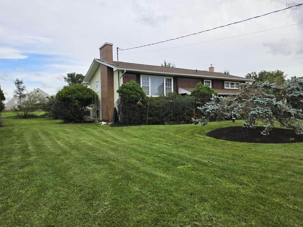 












24 Brite Avenue

,
Bible Hill,




NS
B2N 5R6

