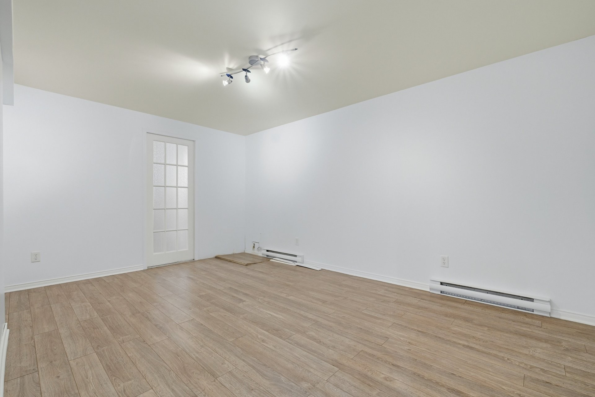 









353


Rue Christophe-Février

,
Boucherville,




QC
J4B5N8

