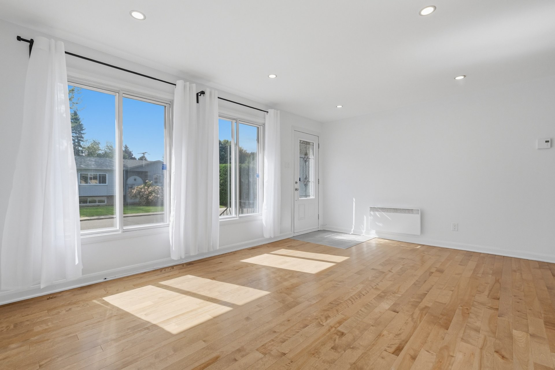 









353


Rue Christophe-Février

,
Boucherville,




QC
J4B5N8

