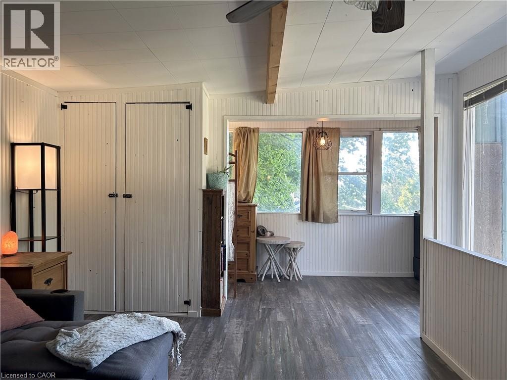 












9 C Lane

,
Fishers Glen,




Ontario
N0E1W0

