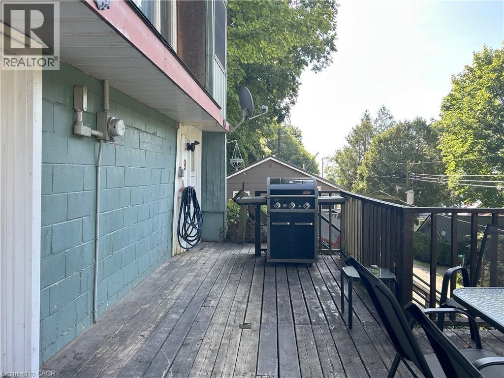 












9 C Lane

,
Fishers Glen,




Ontario
N0E1W0

