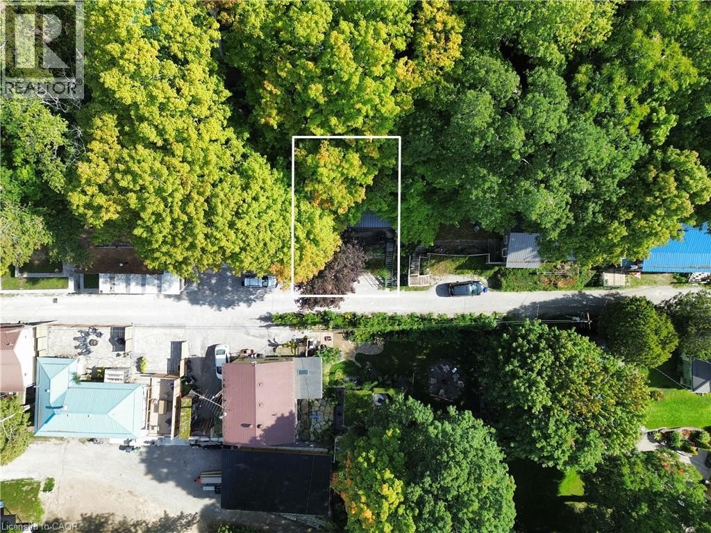 












9 C Lane

,
Fishers Glen,




Ontario
N0E1W0

