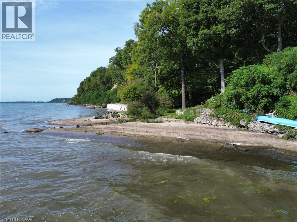 












9 C Lane

,
Fishers Glen,




Ontario
N0E1W0

