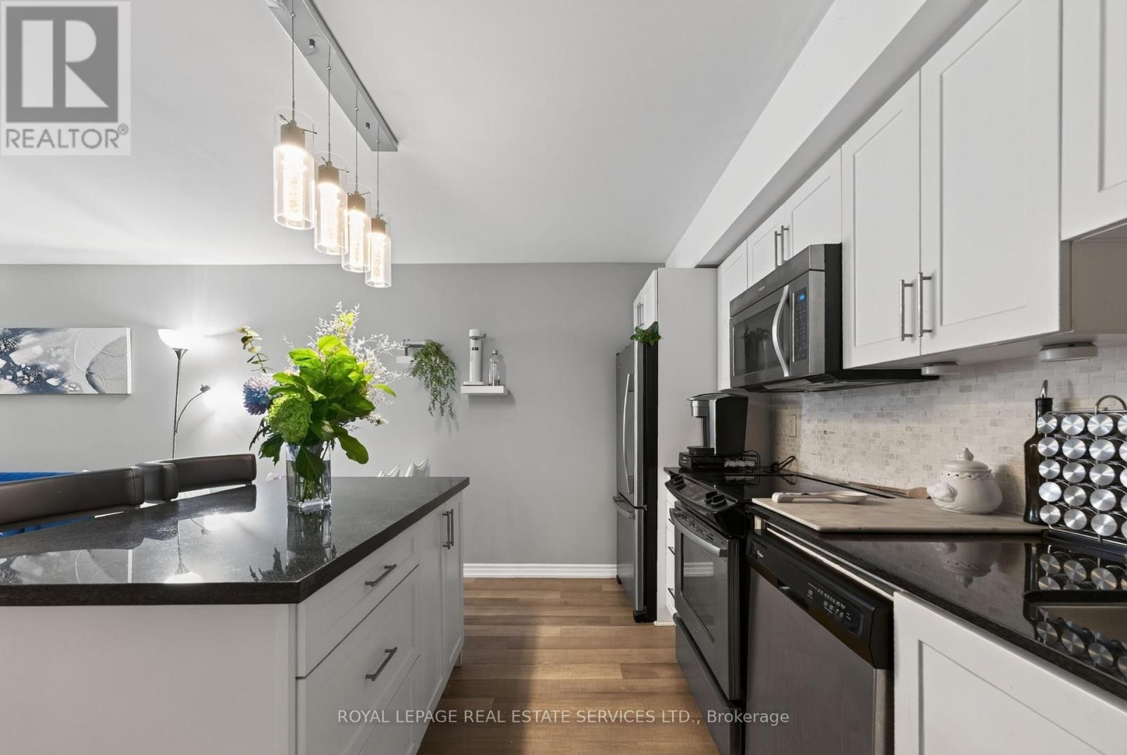 












101 - 30 CARNATION AVENUE

,
Toronto,




Ontario
M8V0B8

