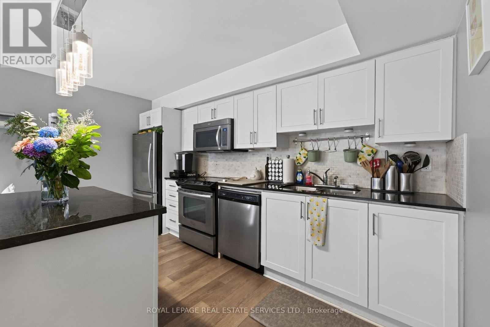 












101 - 30 CARNATION AVENUE

,
Toronto,




Ontario
M8V0B8

