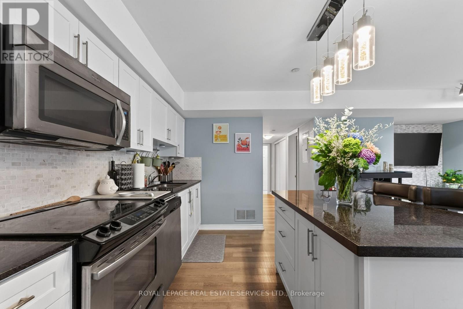 












101 - 30 CARNATION AVENUE

,
Toronto,




Ontario
M8V0B8

