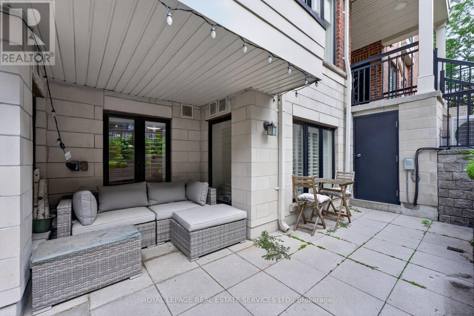 












101 - 30 CARNATION AVENUE

,
Toronto,




Ontario
M8V0B8

