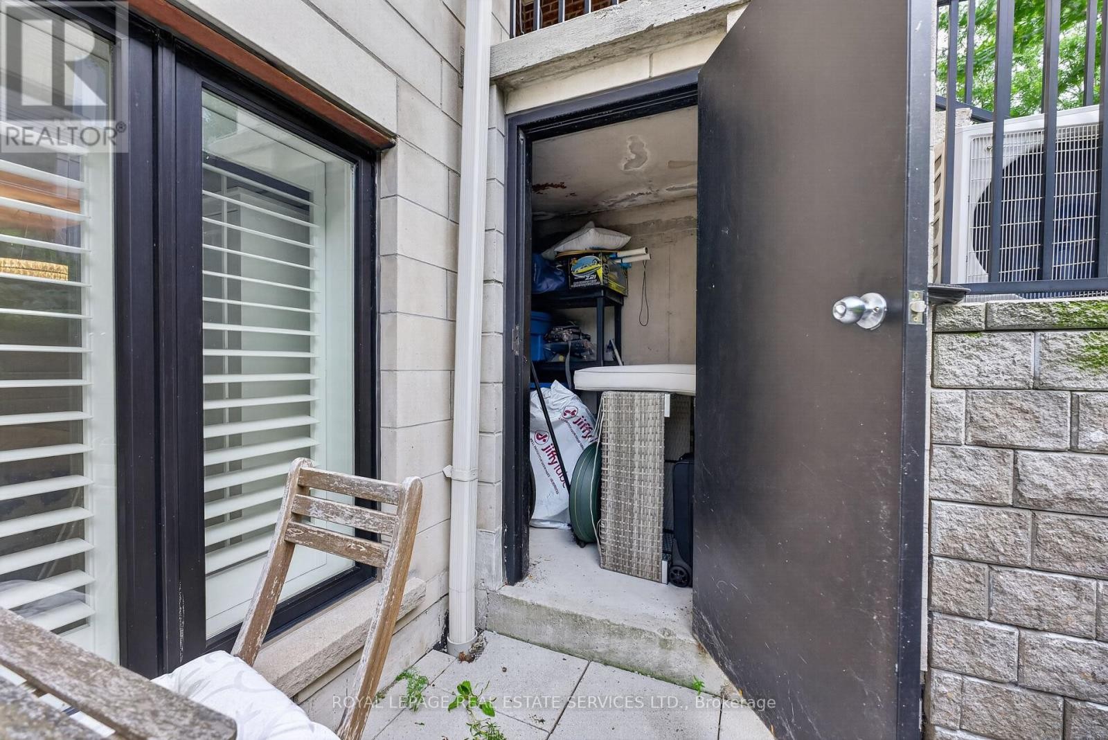 












101 - 30 CARNATION AVENUE

,
Toronto,




Ontario
M8V0B8

