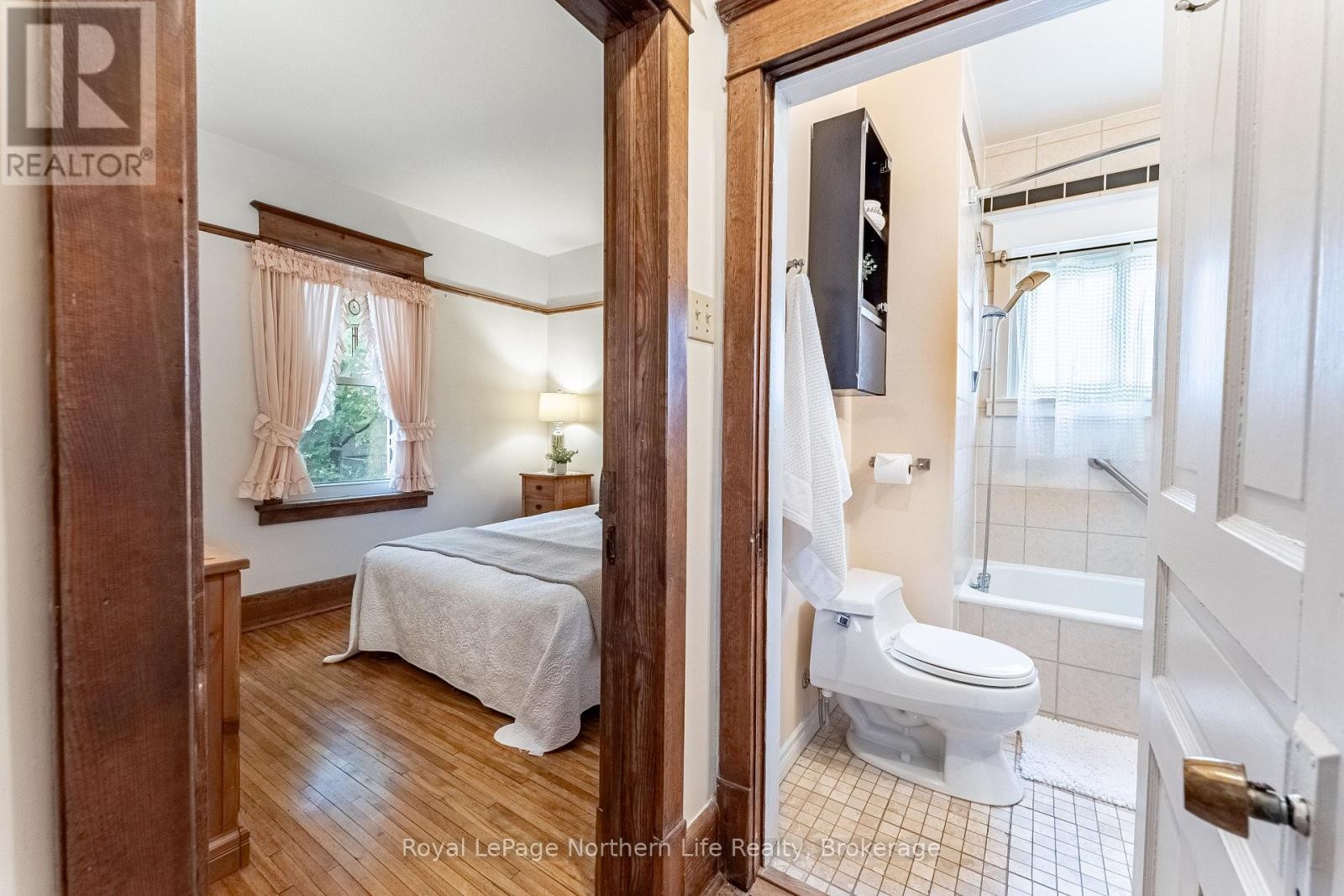 












1178 FRASER STREET

,
North Bay (Central),




Ontario
P1B3Y4

