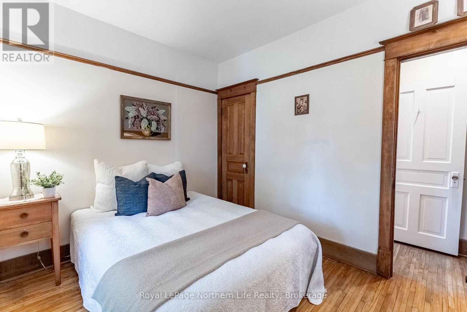 












1178 FRASER STREET

,
North Bay (Central),




Ontario
P1B3Y4


