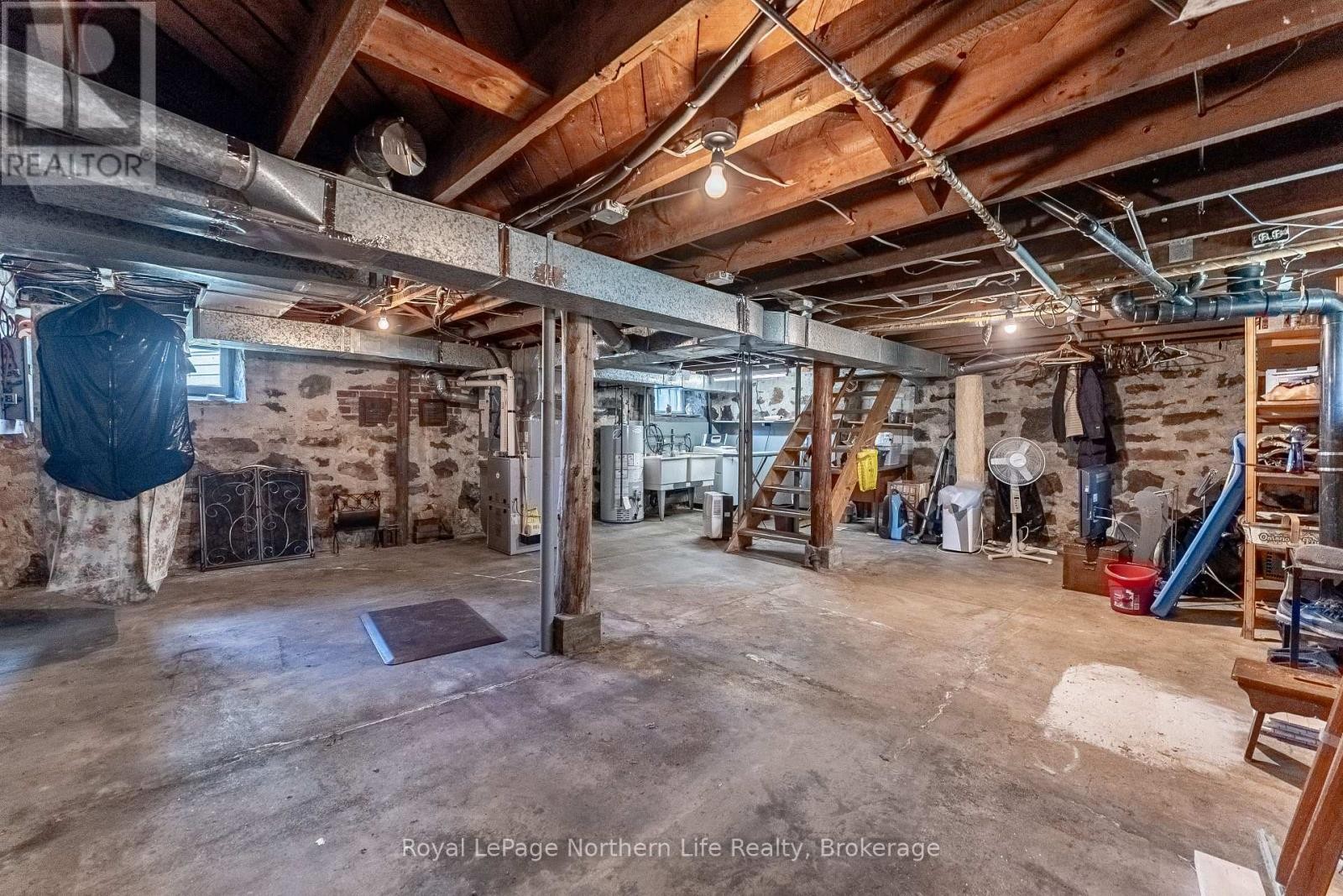 












1178 FRASER STREET

,
North Bay (Central),




Ontario
P1B3Y4

