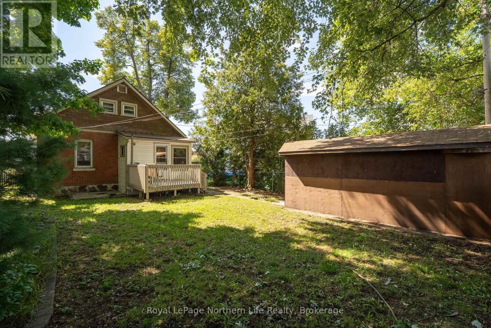 












1178 FRASER STREET

,
North Bay (Central),




Ontario
P1B3Y4

