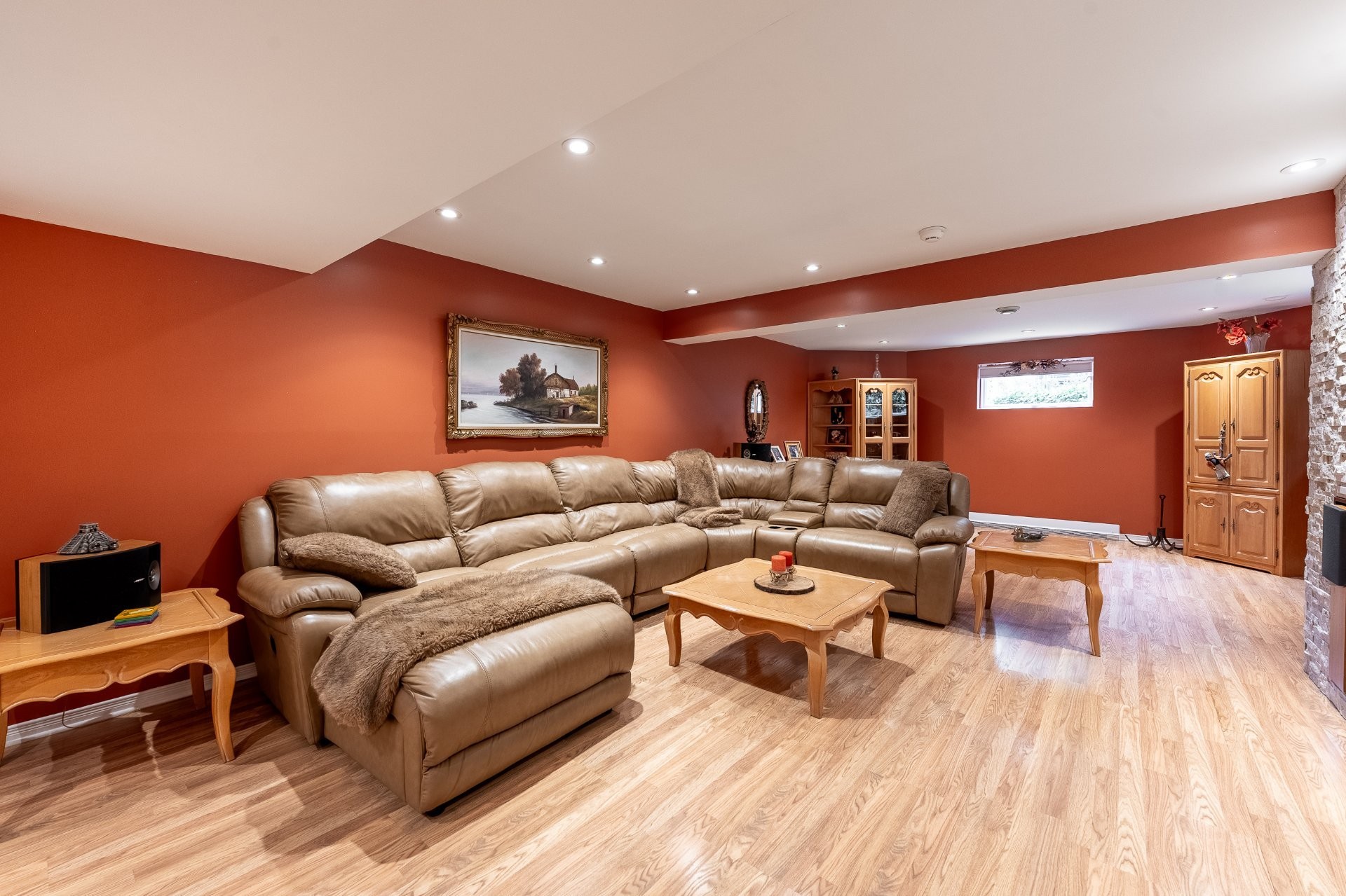 









231


Ch. du Richelieu

,
Saint-Basile-le-Grand,




QC
J3N1K7

