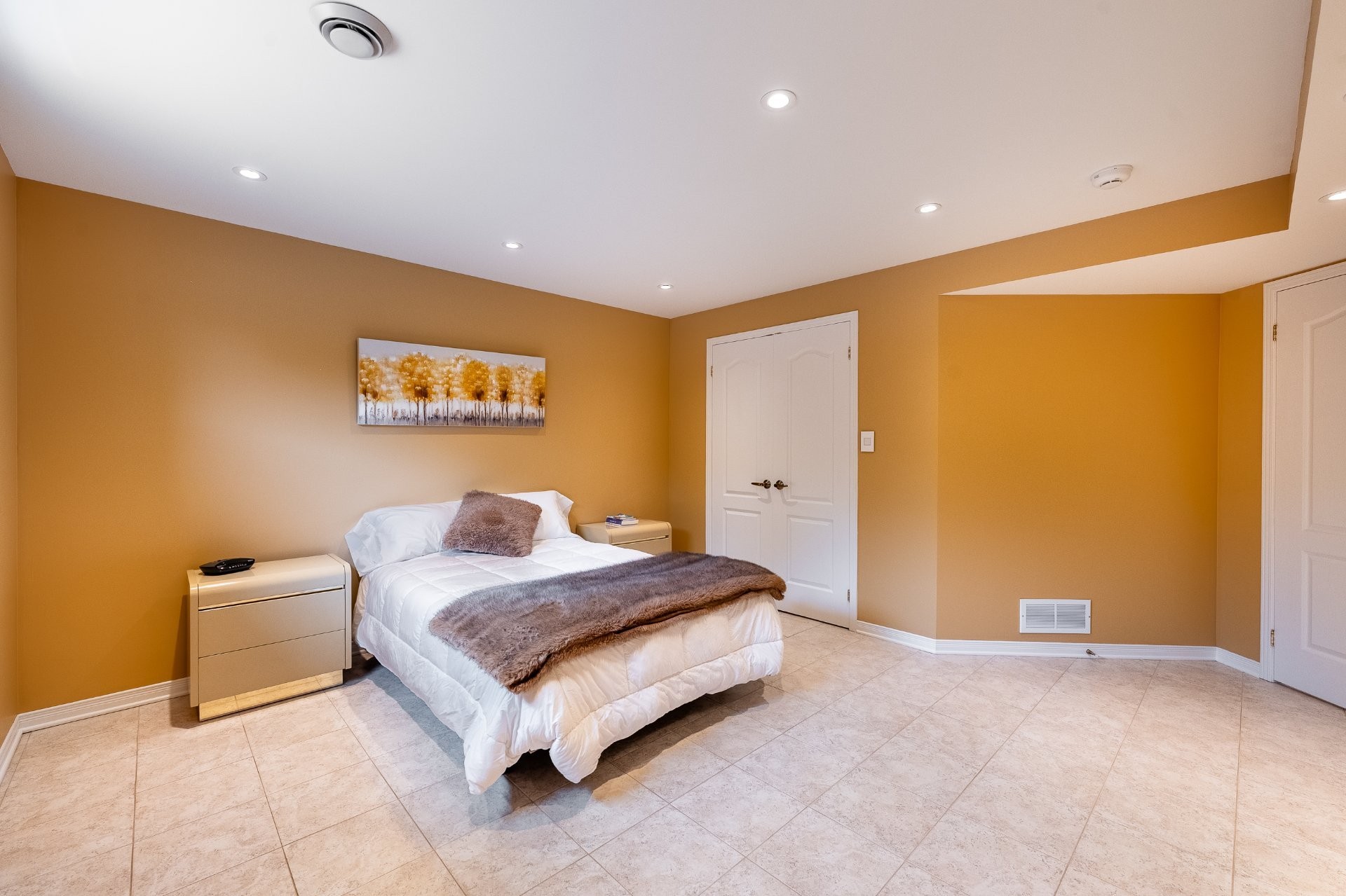 









231


Ch. du Richelieu

,
Saint-Basile-le-Grand,




QC
J3N1K7

