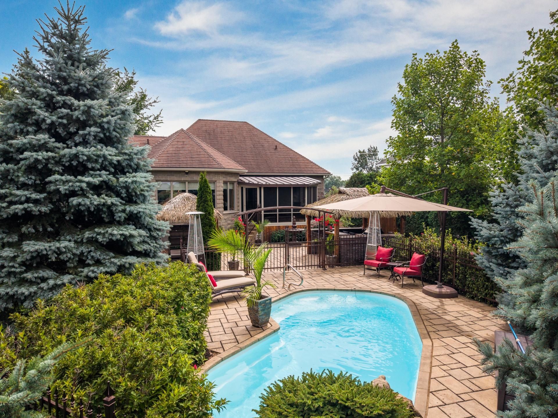 









231


Ch. du Richelieu

,
Saint-Basile-le-Grand,




QC
J3N1K7

