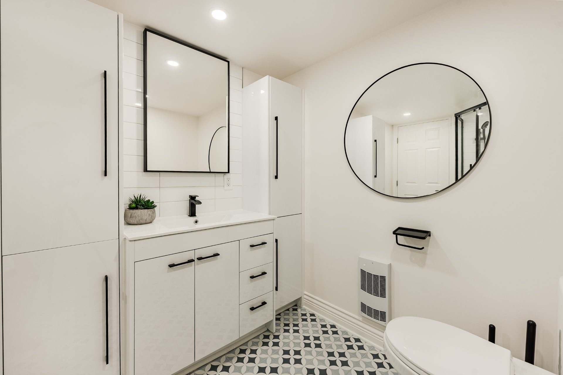 









63


Rue Dufresne

,
Saint-Jean-sur-Richelieu,




QC
J2W1L7

