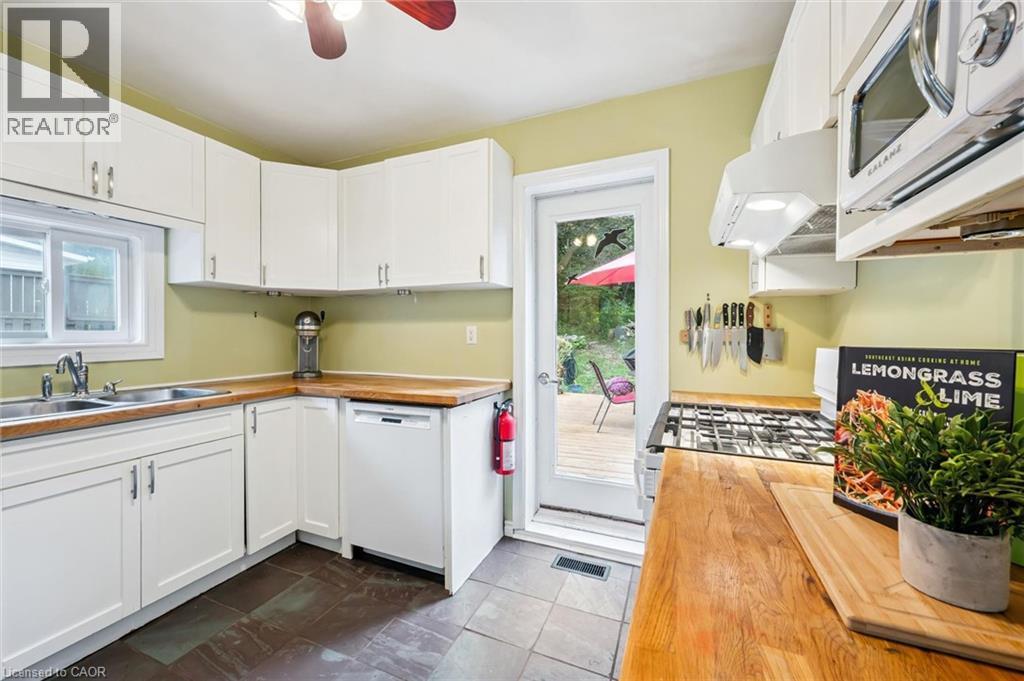 












194 GROVE Street

,
Guelph,




Ontario
N1E2W7

