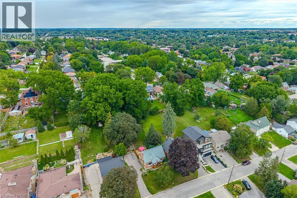 












194 GROVE Street

,
Guelph,




Ontario
N1E2W7

