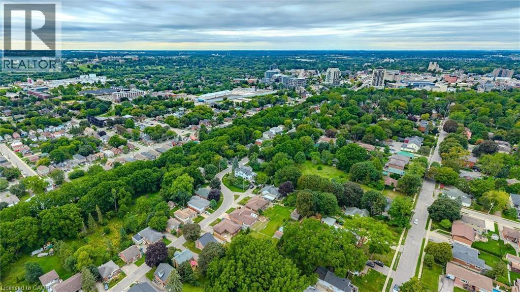 












194 GROVE Street

,
Guelph,




Ontario
N1E2W7

