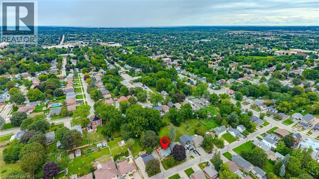 












194 GROVE Street

,
Guelph,




Ontario
N1E2W7

