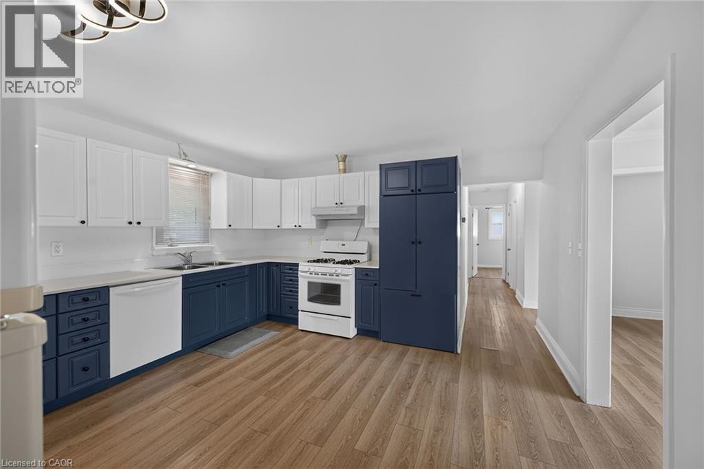












316 FAIRVIEW Avenue W

,
Dunnville,




Ontario
N1A1M3

