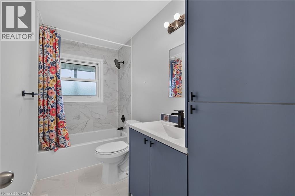 












316 FAIRVIEW Avenue W

,
Dunnville,




Ontario
N1A1M3

