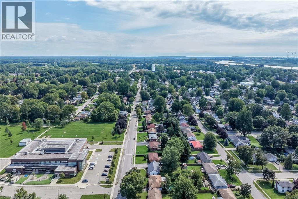 












316 FAIRVIEW Avenue W

,
Dunnville,




Ontario
N1A1M3

