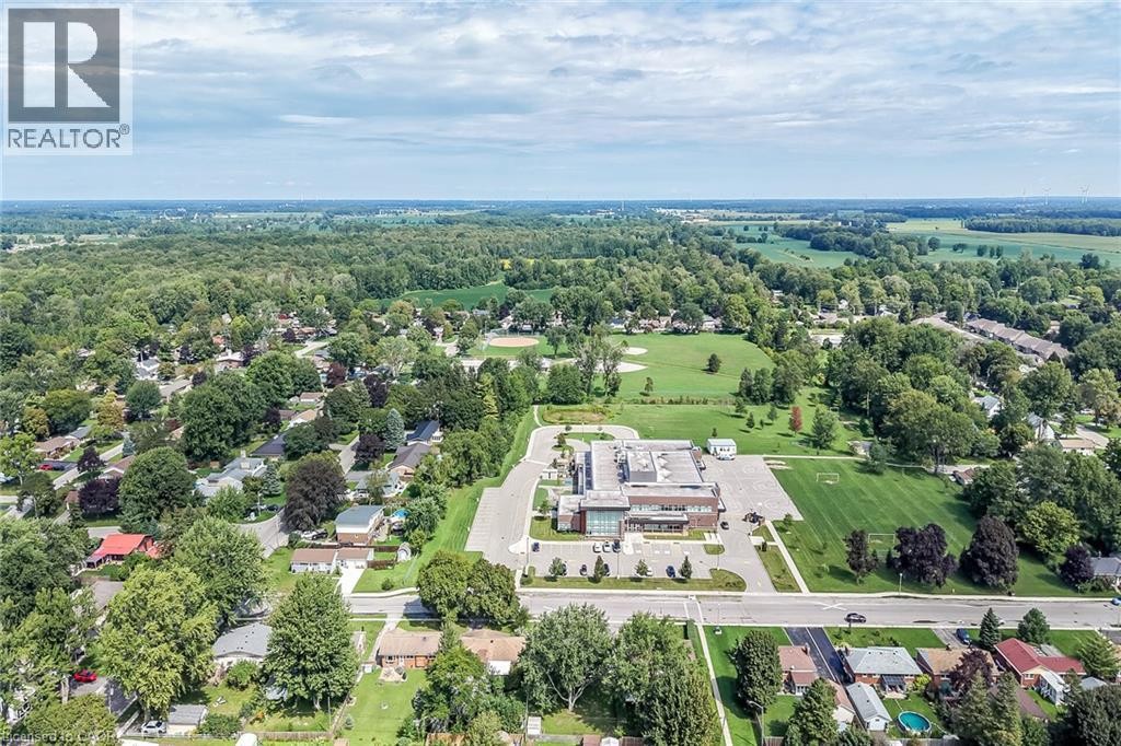 












316 FAIRVIEW Avenue W

,
Dunnville,




Ontario
N1A1M3

