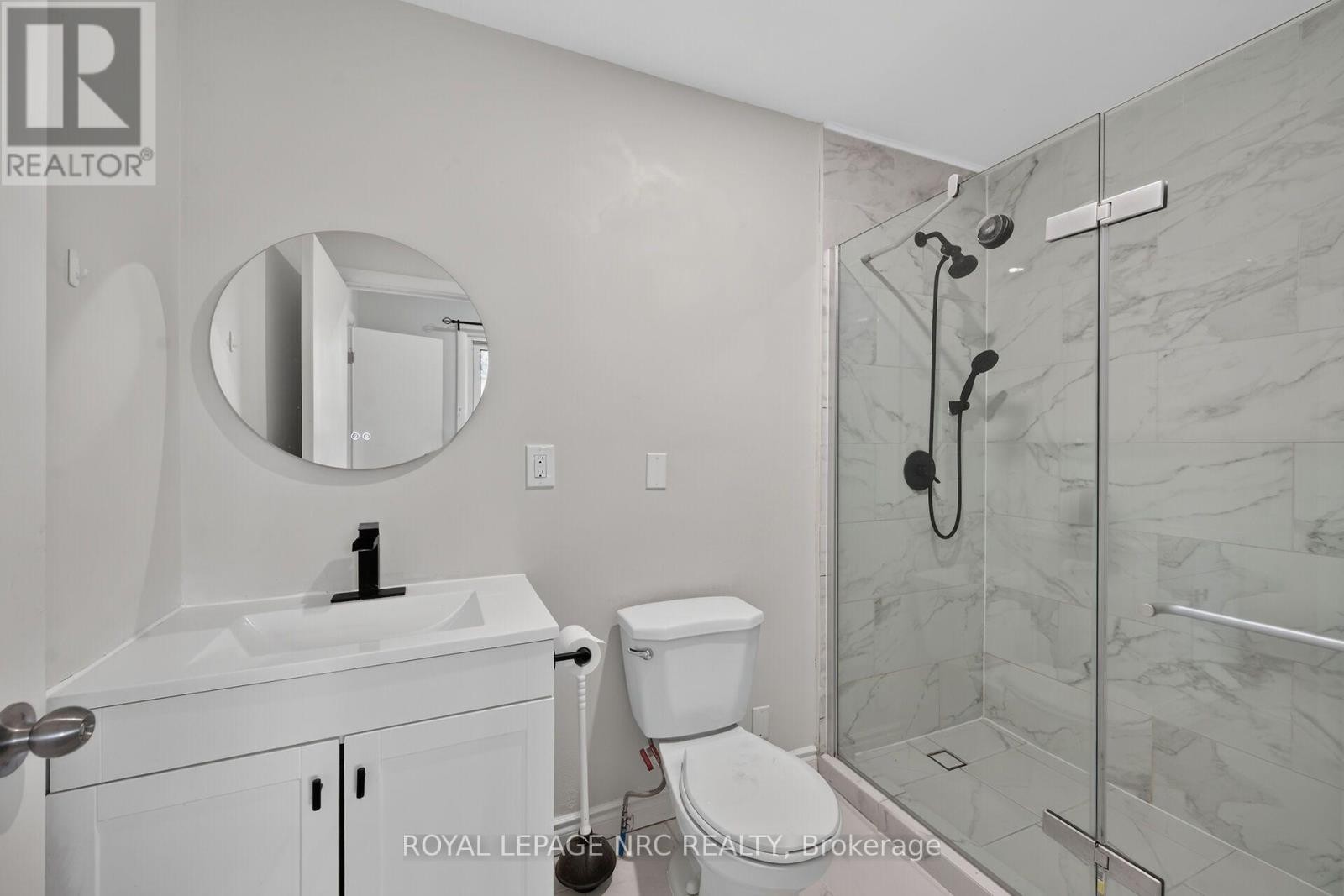 












316 FAIRVIEW AVENUE W

,
Haldimand,




Ontario
N1A1M3

