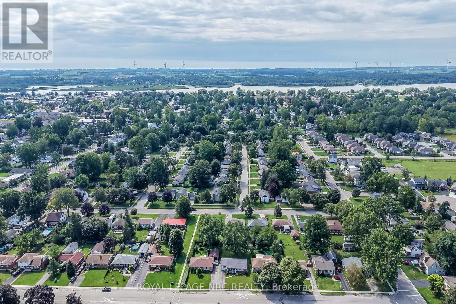












316 FAIRVIEW AVENUE W

,
Haldimand,




Ontario
N1A1M3

