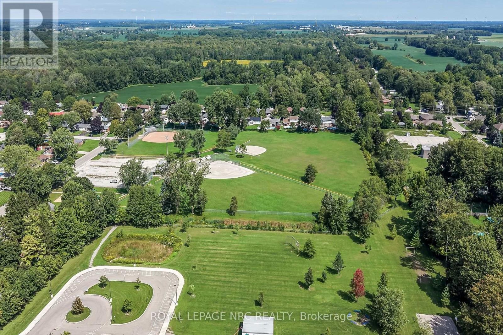 












316 FAIRVIEW AVENUE W

,
Haldimand,




Ontario
N1A1M3

