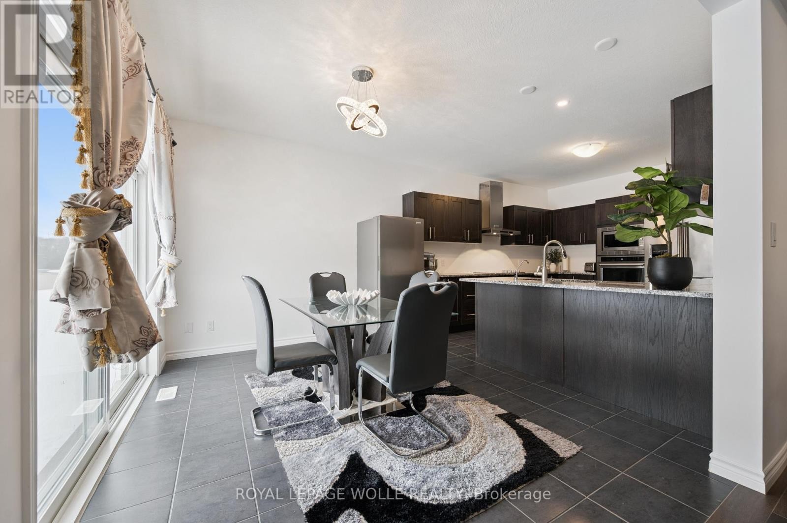 












308 FREURE DRIVE

,
Cambridge,




Ontario
N1S0C1

