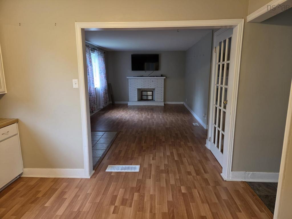 












95 Higgins St

,
Truro,




NS
B2N 2L6

