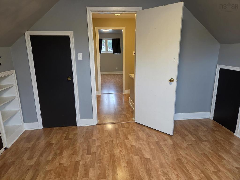 












95 Higgins St

,
Truro,




NS
B2N 2L6

